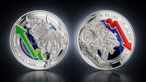 "Бычий и медвежий рынок" 2023г. 31,1г.ч.серебра. Ниуэ
