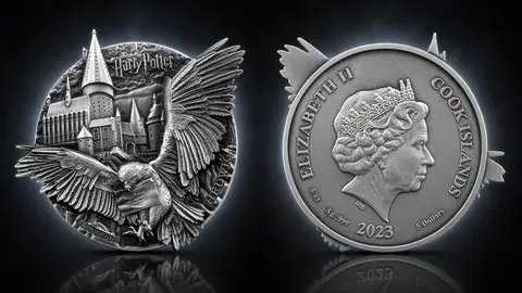 "Гарри Поттер: Сова Хедвиг" 2023 г., 155,5 г ч. серебра.Остров Кука