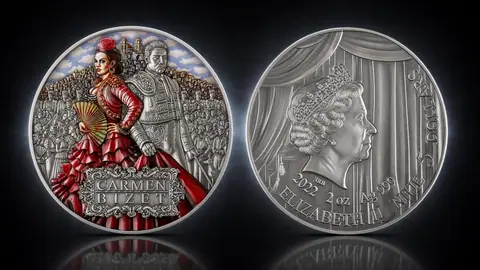 "Кармен. Титаны музыки"  2022г. 62,2 г. ч. серебра.Ниуэ