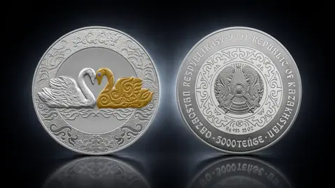"Лебеди", 2021 г., 777, 5 г ч. серебра. Казахстан