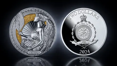 "Виктория" 2024 г., 31,1 г ч. серебра. Ниуэ